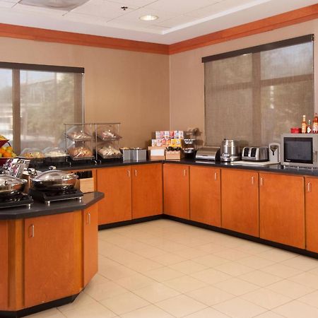 College Park Fairfield Inn And Suites Atlanta Airport South/Sullivan Road מראה חיצוני תמונה