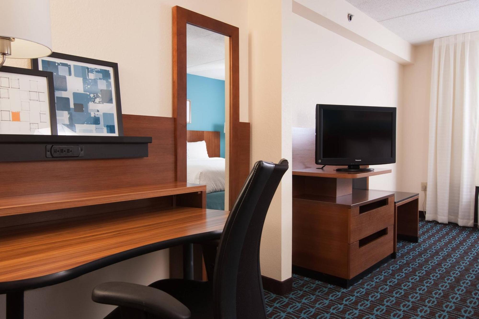 College Park Fairfield Inn And Suites Atlanta Airport South/Sullivan Road מראה חיצוני תמונה