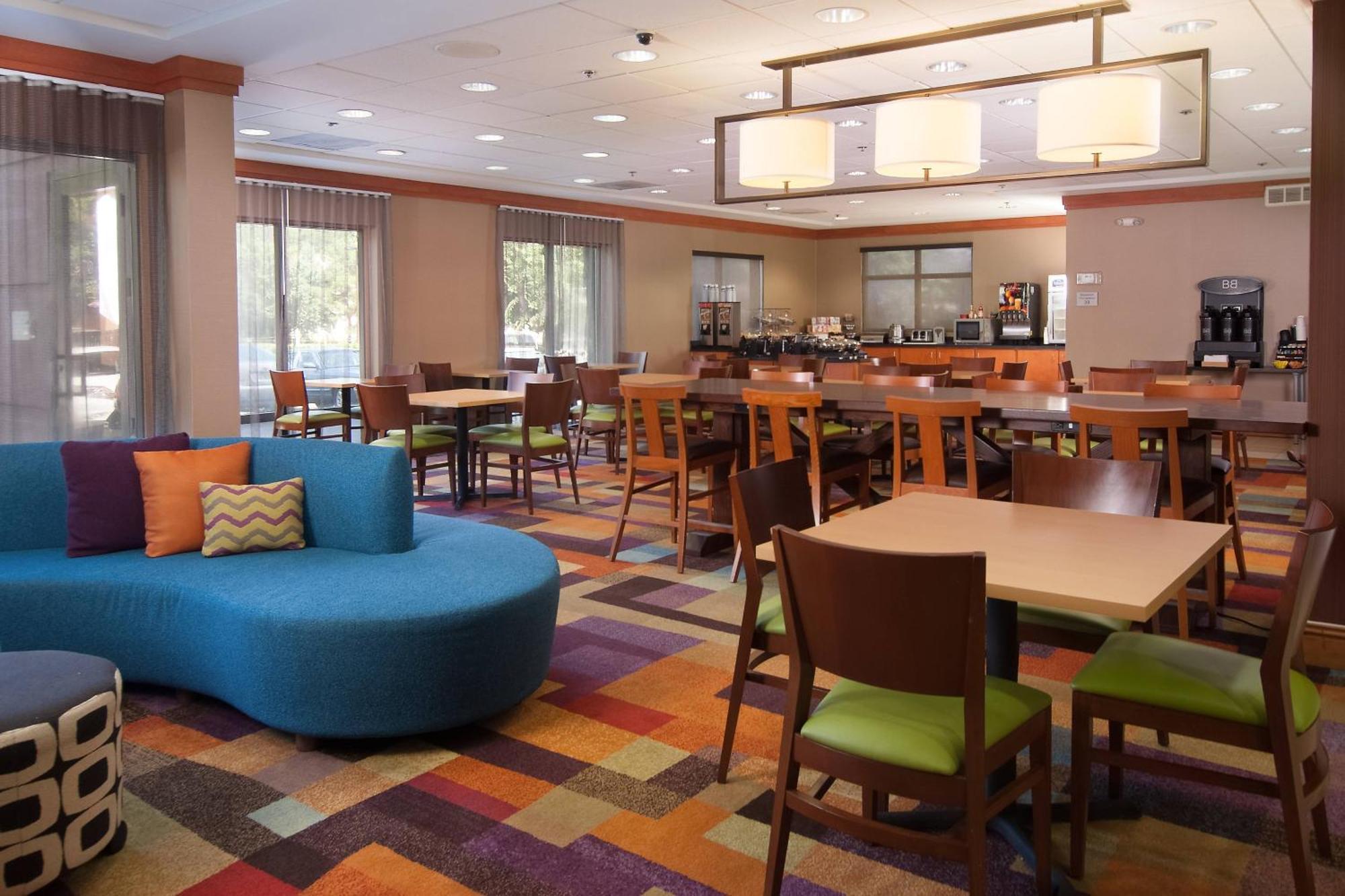 College Park Fairfield Inn And Suites Atlanta Airport South/Sullivan Road מראה חיצוני תמונה