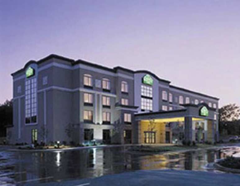 Fairfield Inn And Suites Atlanta Airport South/Sullivan Road מראה חיצוני תמונה