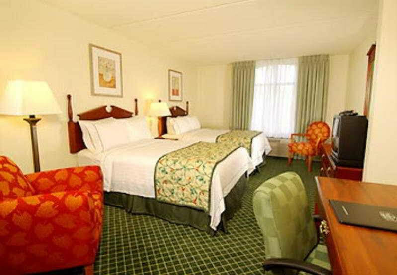 College Park Fairfield Inn And Suites Atlanta Airport South/Sullivan Road מראה חיצוני תמונה