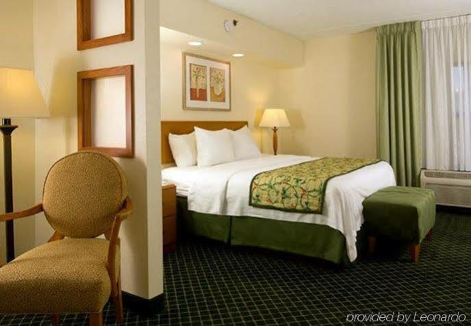College Park Fairfield Inn And Suites Atlanta Airport South/Sullivan Road מראה חיצוני תמונה